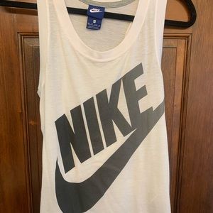 Nike exercise tank top